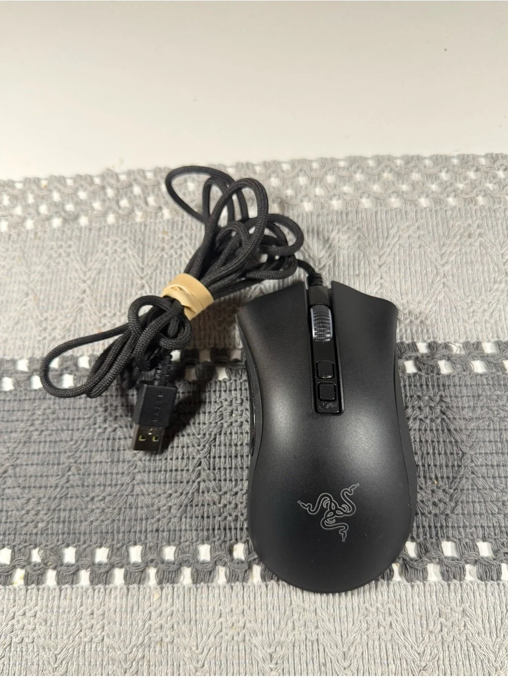 Razer Deathadder V2 RZ01-0321 Black Optical Gaming Mouse TESTED WORKING